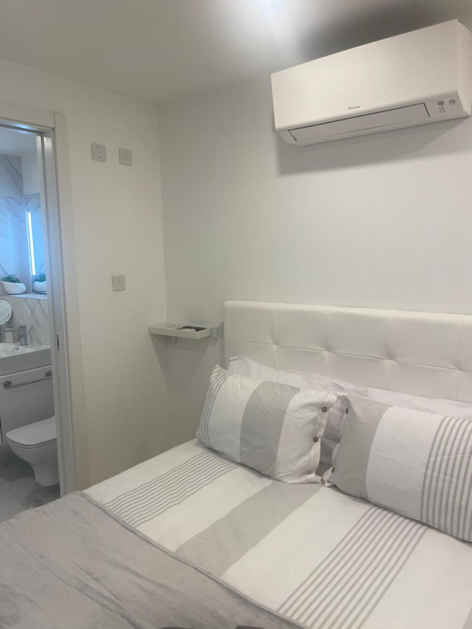 Cp Top Floor Luxury Studio With Spa And Pool Gibraltar Exterior foto